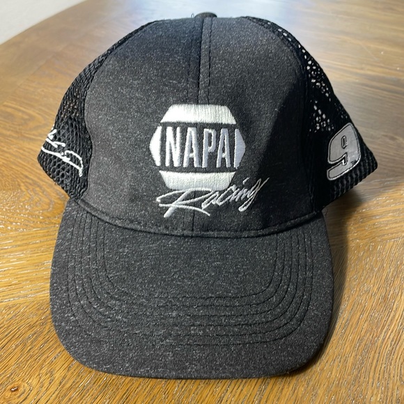Napa Racing Chase Elliott 9 Gray Black Mesh Trucker Hat Nascar Hendrick - Picture 1 of 6